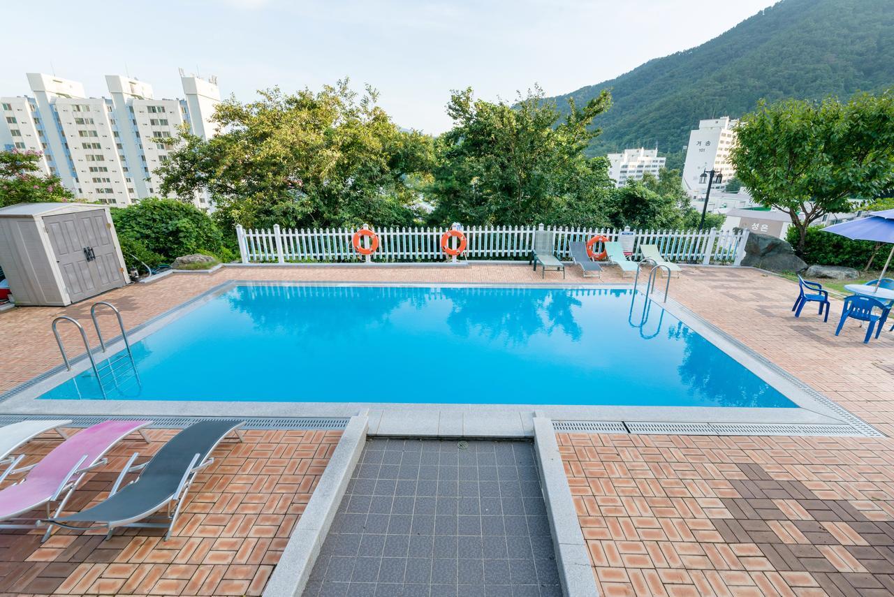 Home Fourest Resort Кодже Экстерьер фото